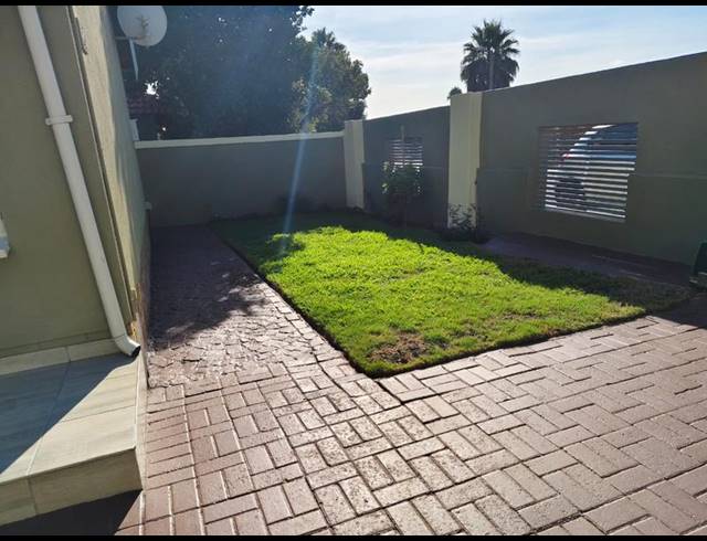 3 BEDROOM HOUSE FOR SALE IN GEELHOUTPARK